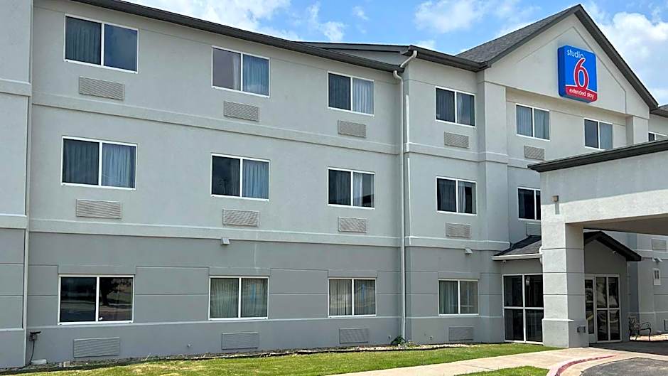 Studio 6 Oklahoma City, OK South