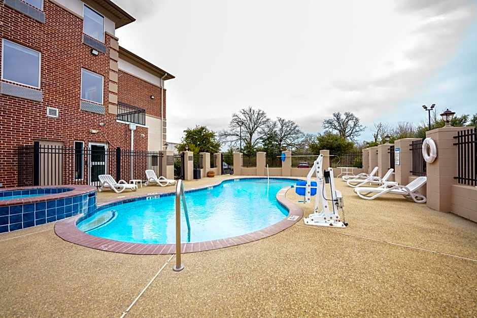 Comfort Suites University Drive