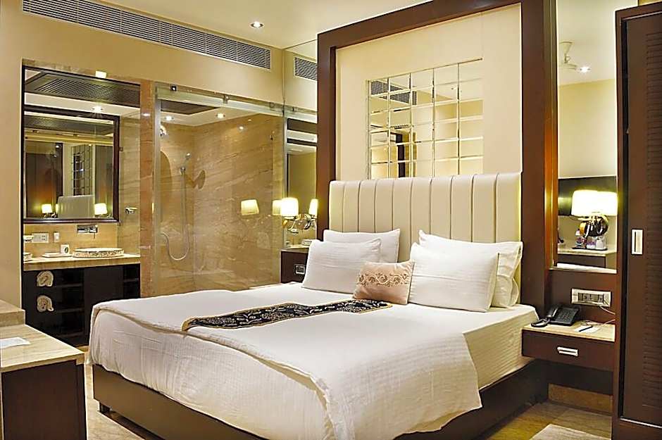 Hotel Emperor Palms