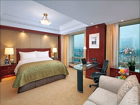 Lakeview Xuanwu Hotel