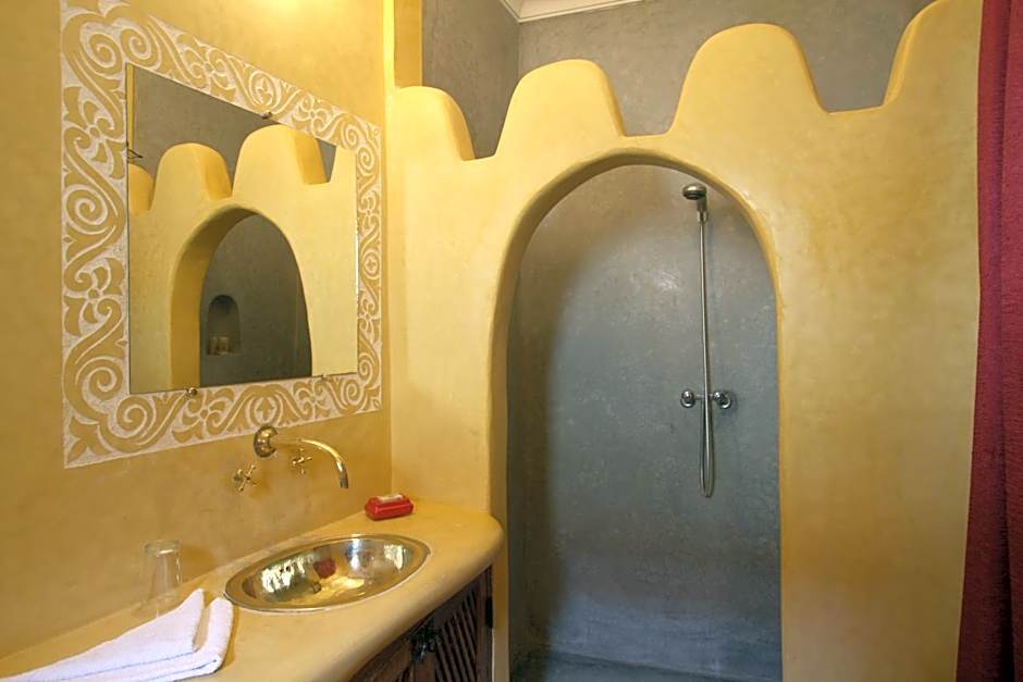 Riad petit Karmela
