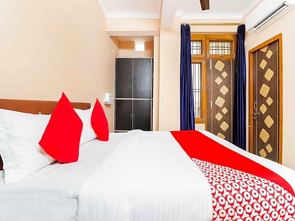 Hotel O Kalawati Palace