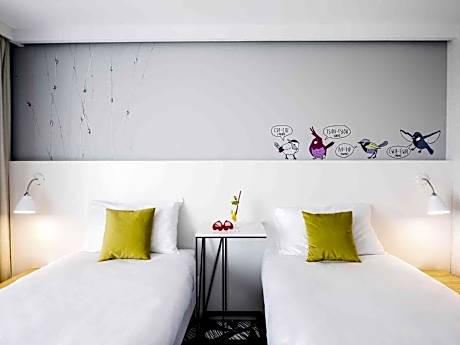 Standard Twin Room