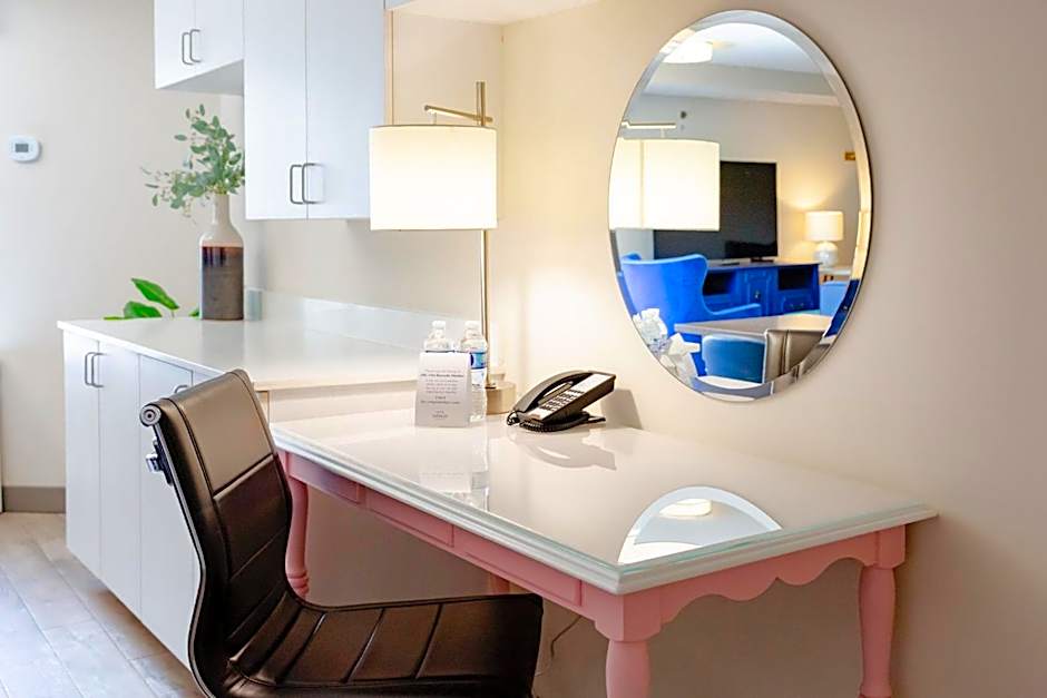 Hotel Indigo Mount Pleasant By IHG