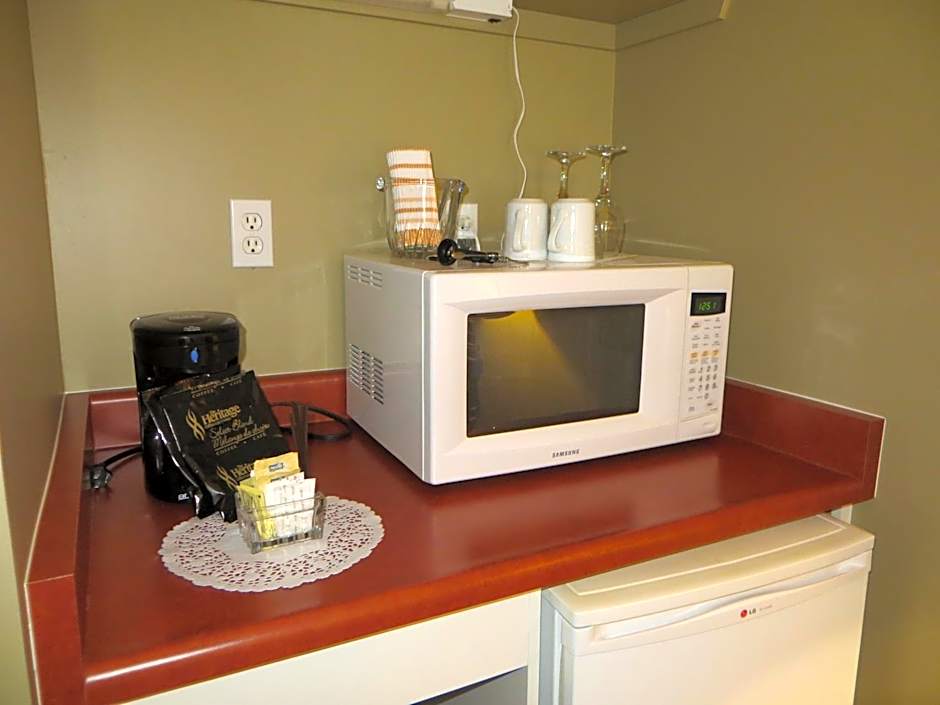 Village Creek Country Inn