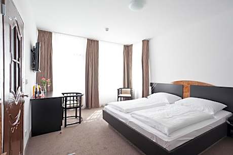 Double Room - Annex