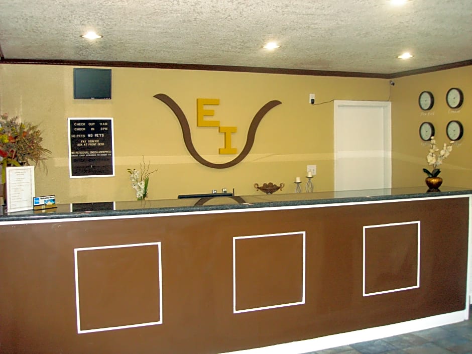 Anaheim Executive Inn & Suites