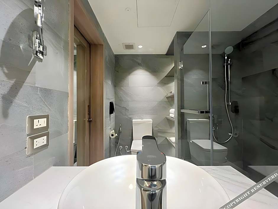 Grace At Five by Grace Hotel Bangkok