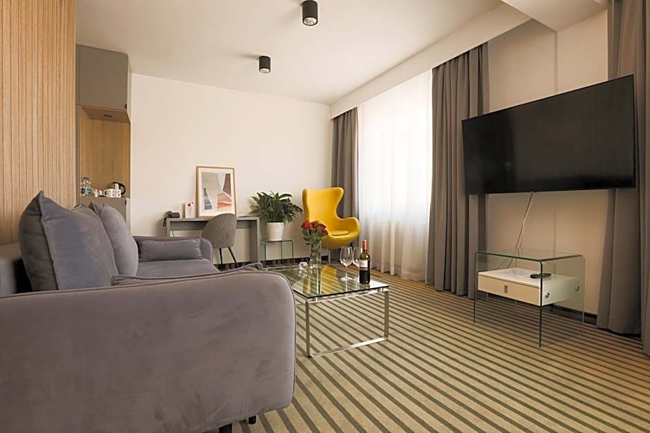 NoBo Hotel - business