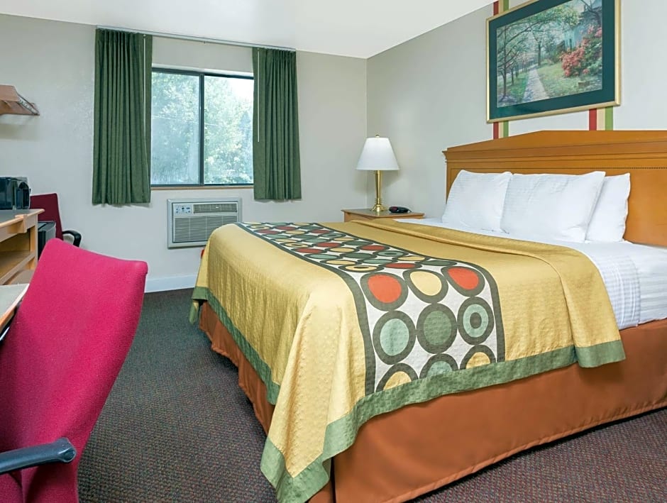 Super 8 by Wyndham Anderson/Clemson Area