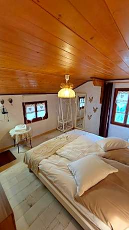 Double or Twin Room with Shared Bathroom