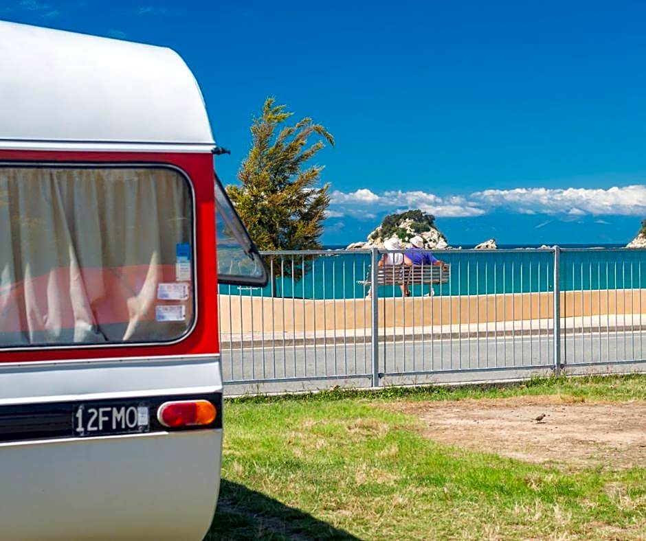 Kaiteriteri Recreation Reserve Cabins