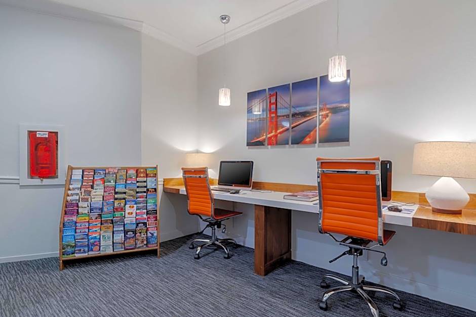 Best Western Plus Novato Oaks Inn