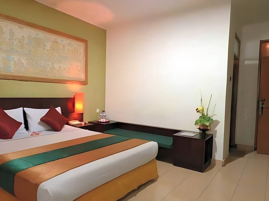 Fourteen Roses Beach Hotel