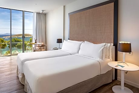 Two Bedroom Suite The Level