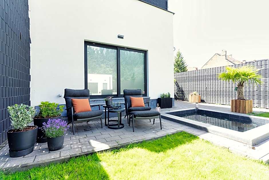 Luxurious Escape - Room LoveSerenity with pool and jacuzzi