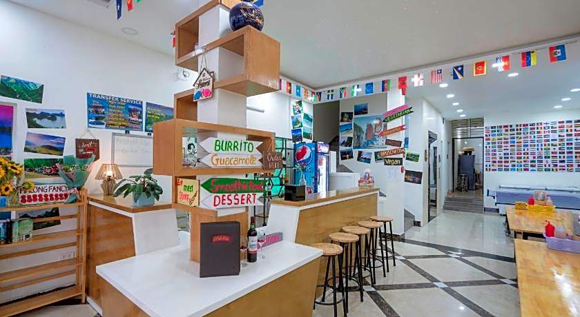 Ha Long Bay Fancy Hostel – Halong