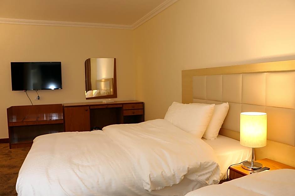 Silk Road Hotel