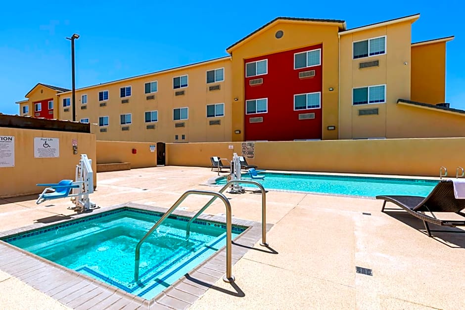 Best Western Plus Wasco Inn & Suites