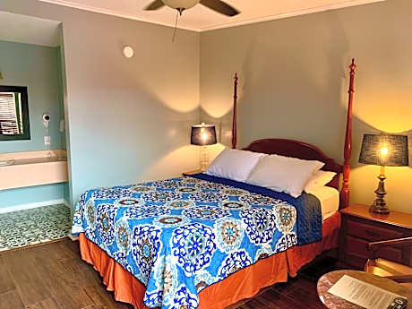 Standard Queen Room