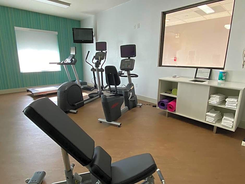 Holiday Inn Express & Suites Beaumont - Oak Valley by IHG