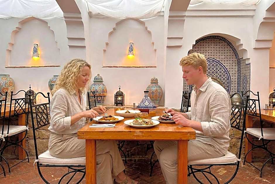 Hotel Al Alba Hammam & Restaurant