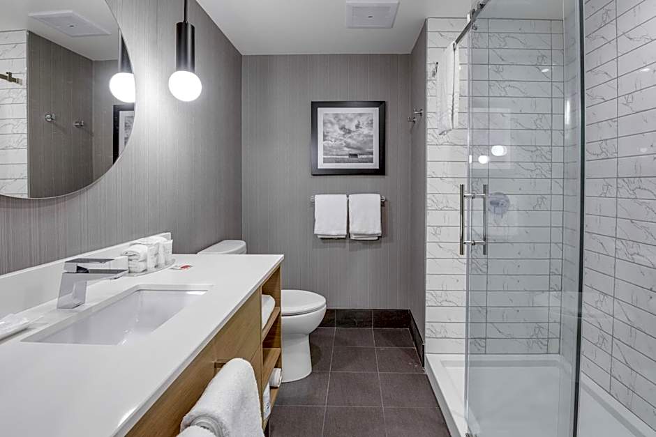 Sandman Signature Saskatoon South Hotel