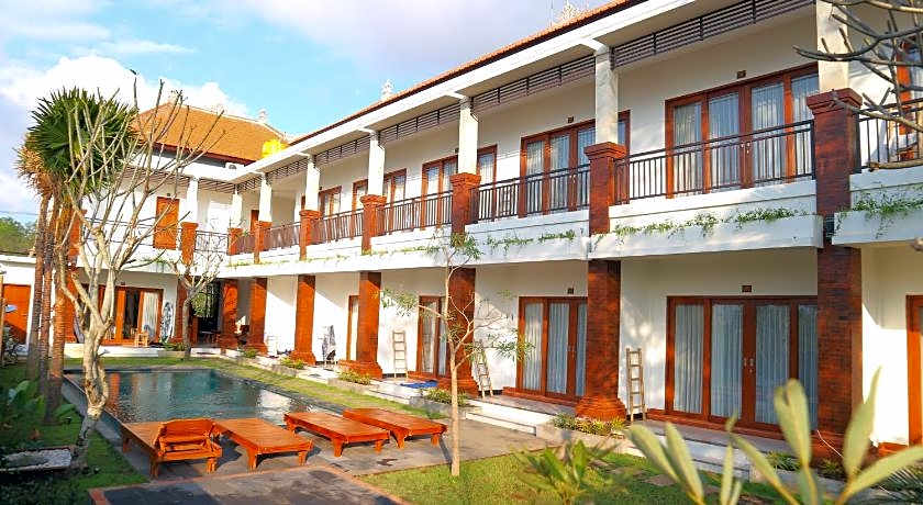 seno guesthouse and cafe