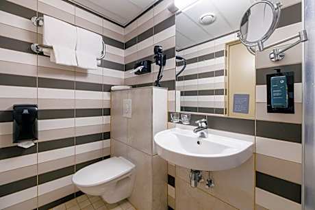 Double Room with Balcony and Spa Access