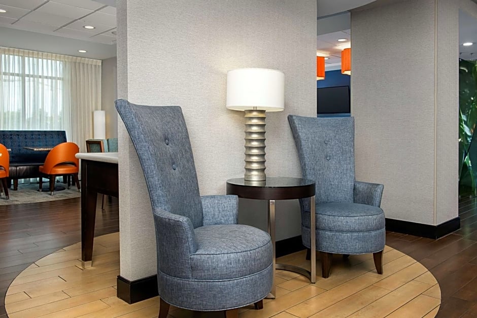 Hampton Inn By Hilton Knoxville-East