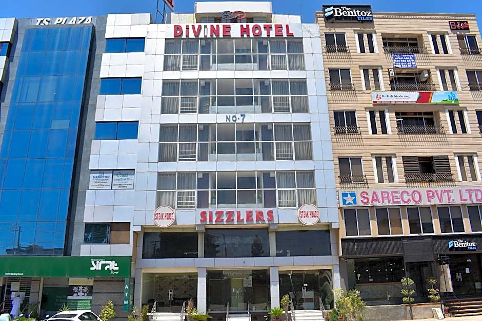 Divine Hotel