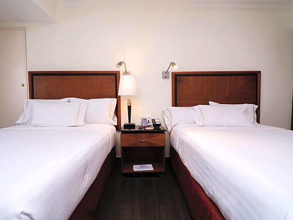 HS HOTSSON Hotel Tampico