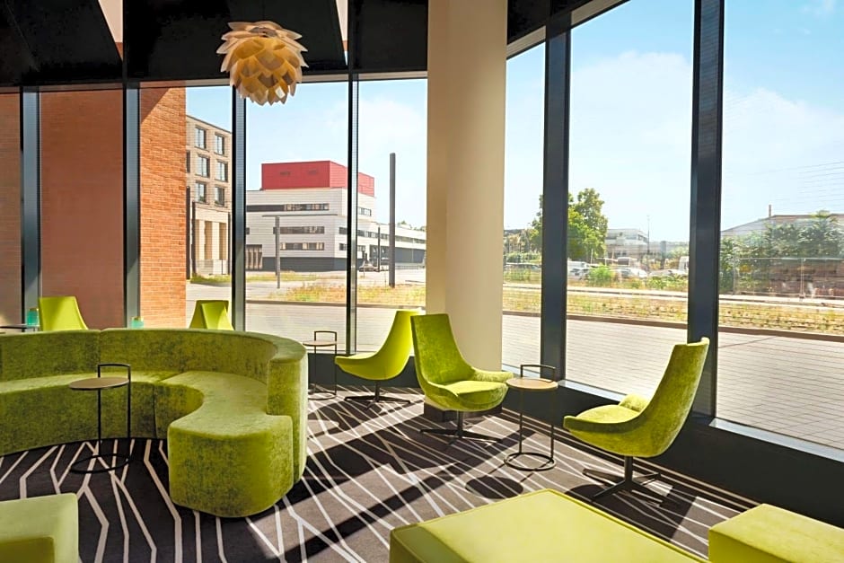 Super 8 by Wyndham Mainz Zollhafen