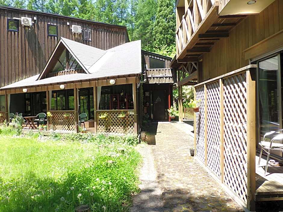Cafe & inn That Sounds Good