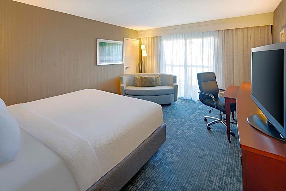 Courtyard by Marriott Detroit Southfield
