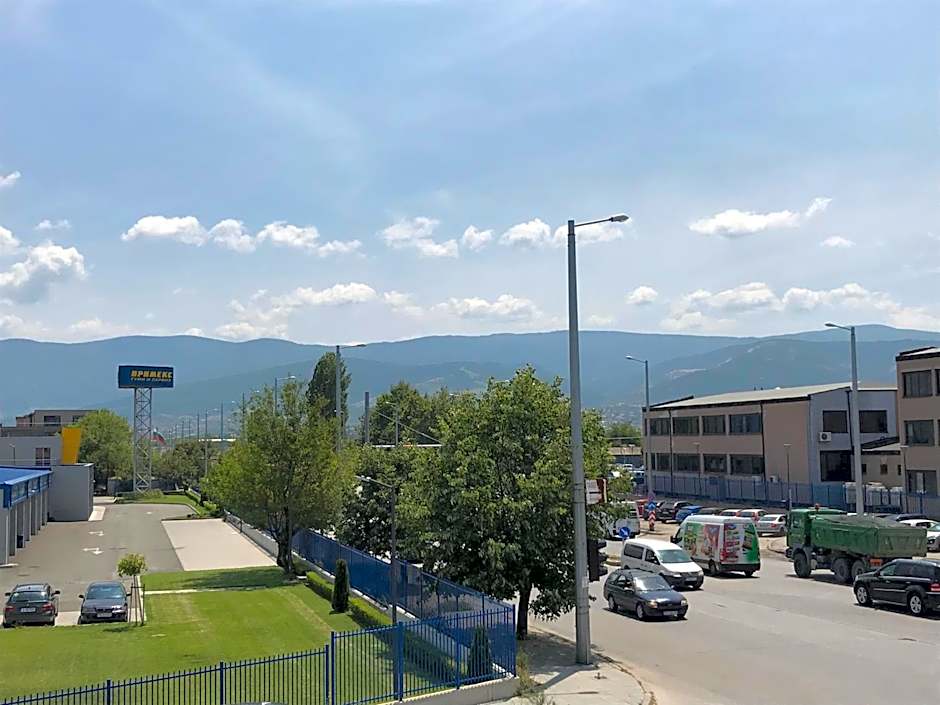 МОТЕЛ СИТИ с БЕЗПЛАТЕН ПАРКИНГ