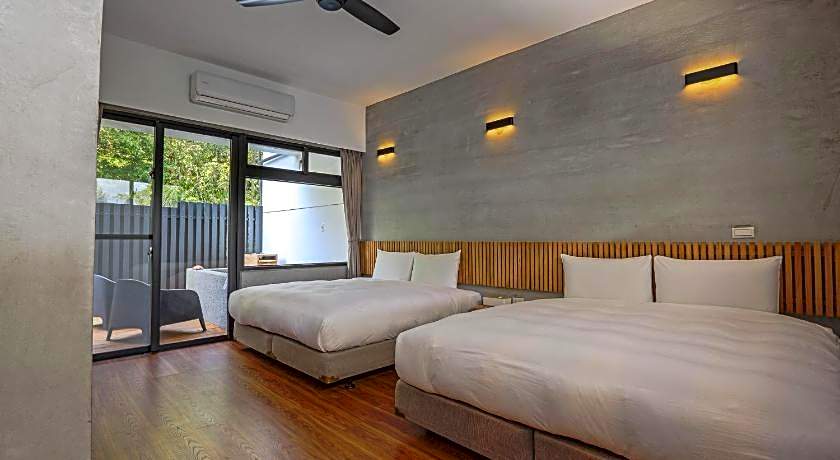 Sunshine Hot Spring B&B