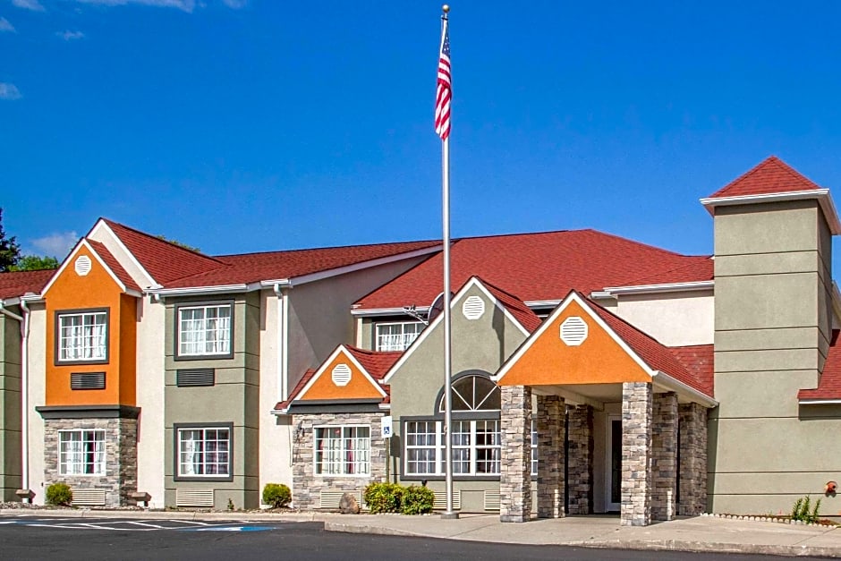 Quality Inn & Suites Maggie Valley - Cherokee Area