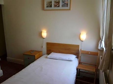 Single Room on-suite