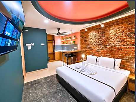 Studio Room