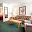 Quality Inn & Suites Bremerton near Naval Shipyard