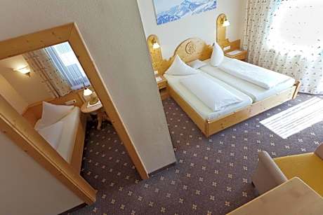 Triple Room with Balcony