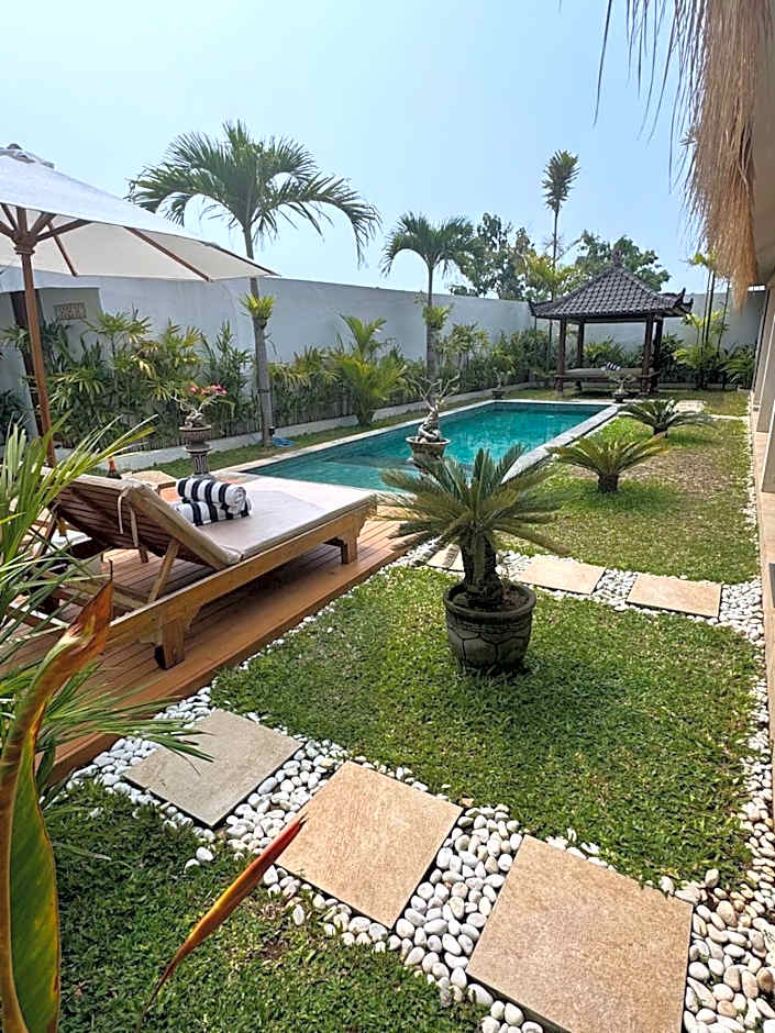 Villa 10 Rose Bali 3BR Luxury