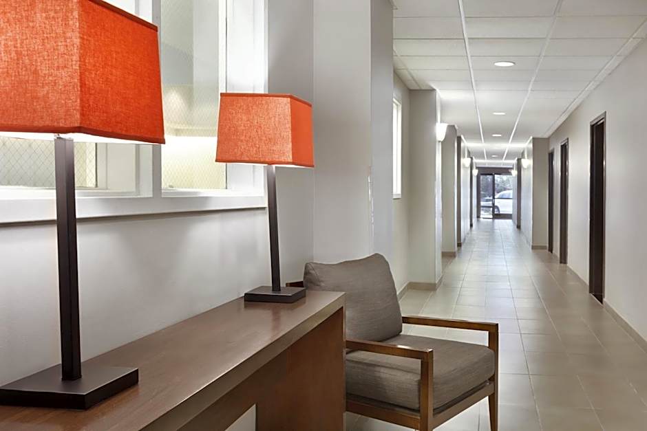 Country Inn & Suites by Radisson, Fresno North, CA