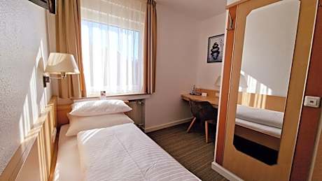 Small Single Room