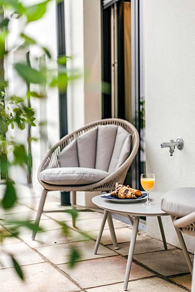 MAXIMILIAN MUNICH Apartments & Hotel