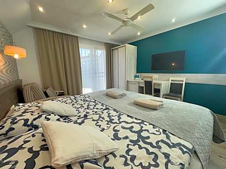 Double or Twin Room with Extra Bed (2 Adults + 1 Child)