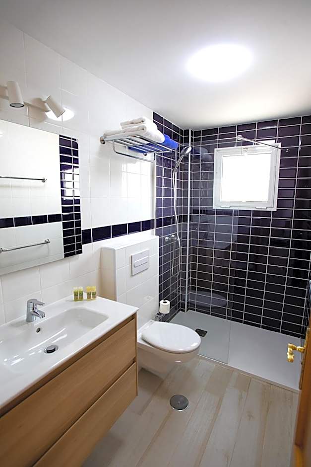 ALTAVISTA APARTAHOTEL-Adults Only over 14