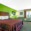 Days Inn & Suites by Wyndham Wichita