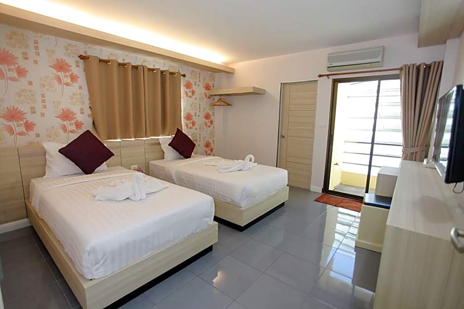 Klang Muang @ Nongkhai Hotel